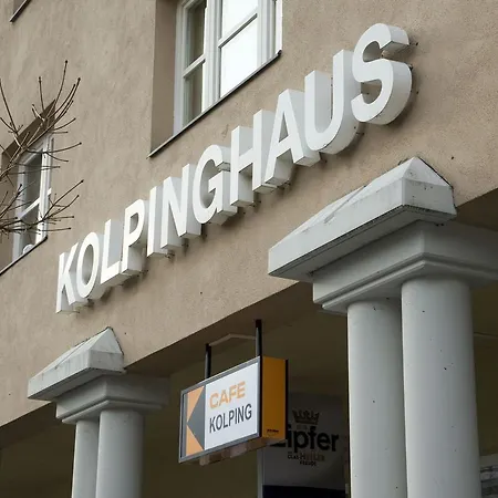 بيت شباب Kolpinghaus